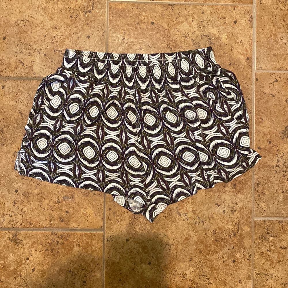 H&M dressy shorts
